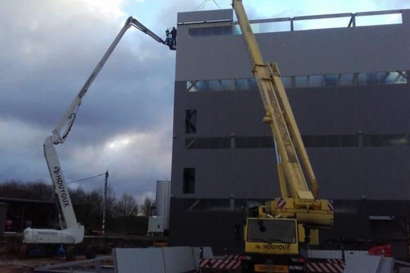 bâtiment pendant la construction