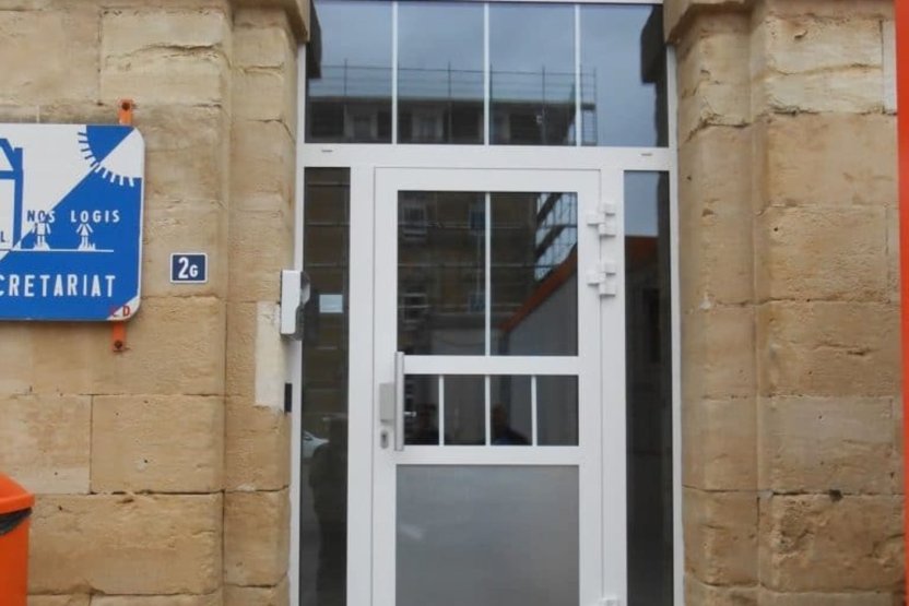 Entrée du bâtiment